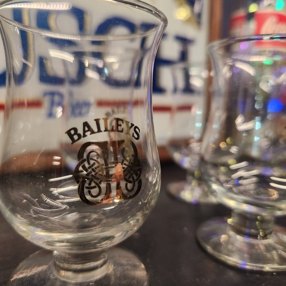 Baileys Original Irish Cream Liqueur Glasses In Original Box Set Of 6 - Picture 2 of 8